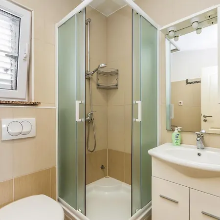 Apartman Ana Krk Town Exterior photo