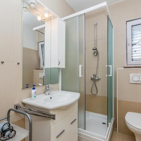 Apartman Ana Krk Town Exterior photo