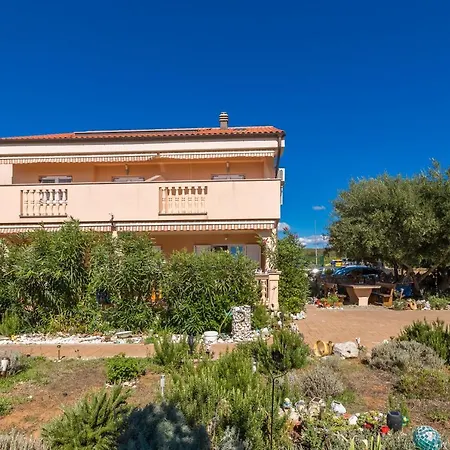 Apartman Ana Krk Town Exterior photo