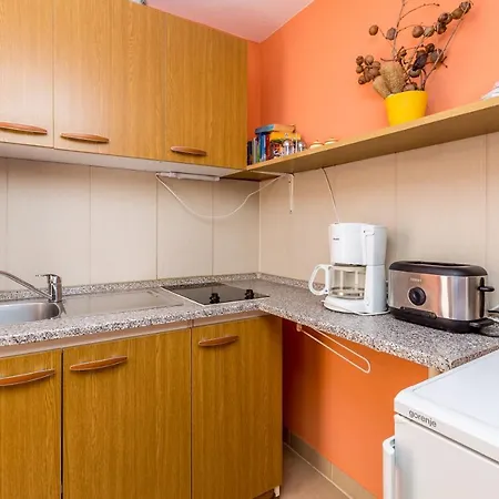 Apartman Ana Krk Town Exterior photo
