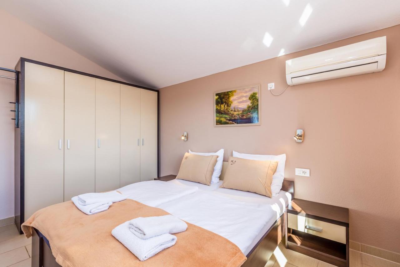 Ana Apartment