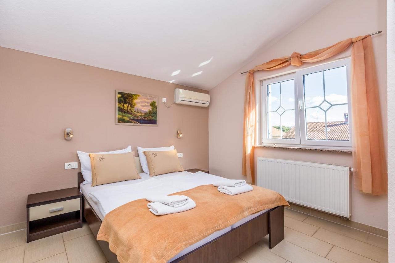Apartment Ana Krk Town