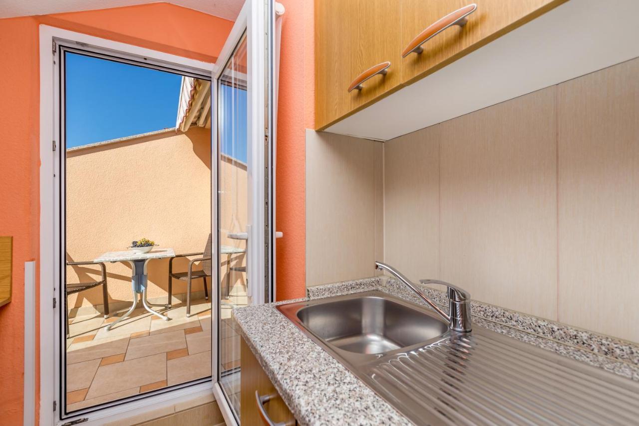 Ana Apartment